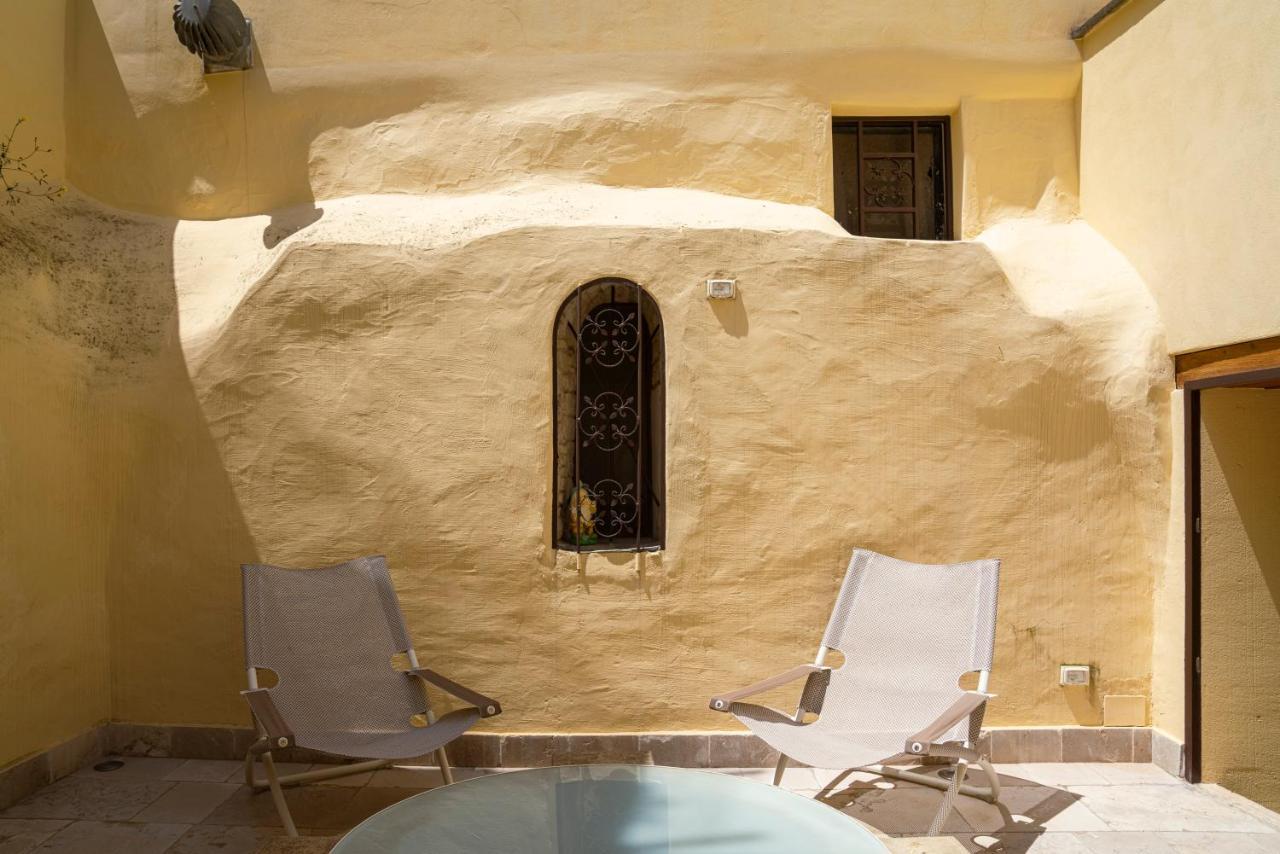 B&B Palazzo Vittoria บิสเชลเย ภายนอก รูปภาพ
