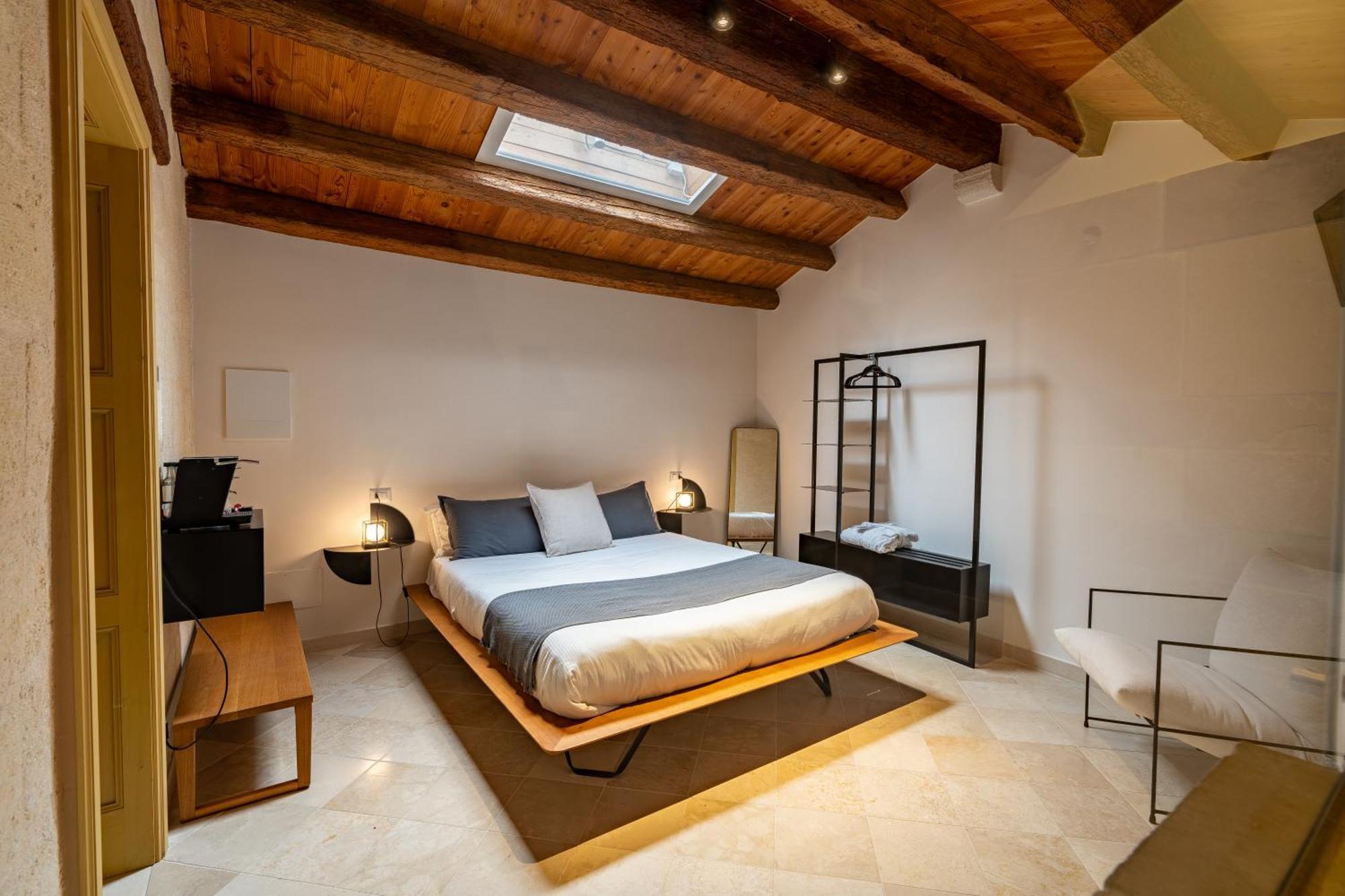 B&B Palazzo Vittoria บิสเชลเย ภายนอก รูปภาพ