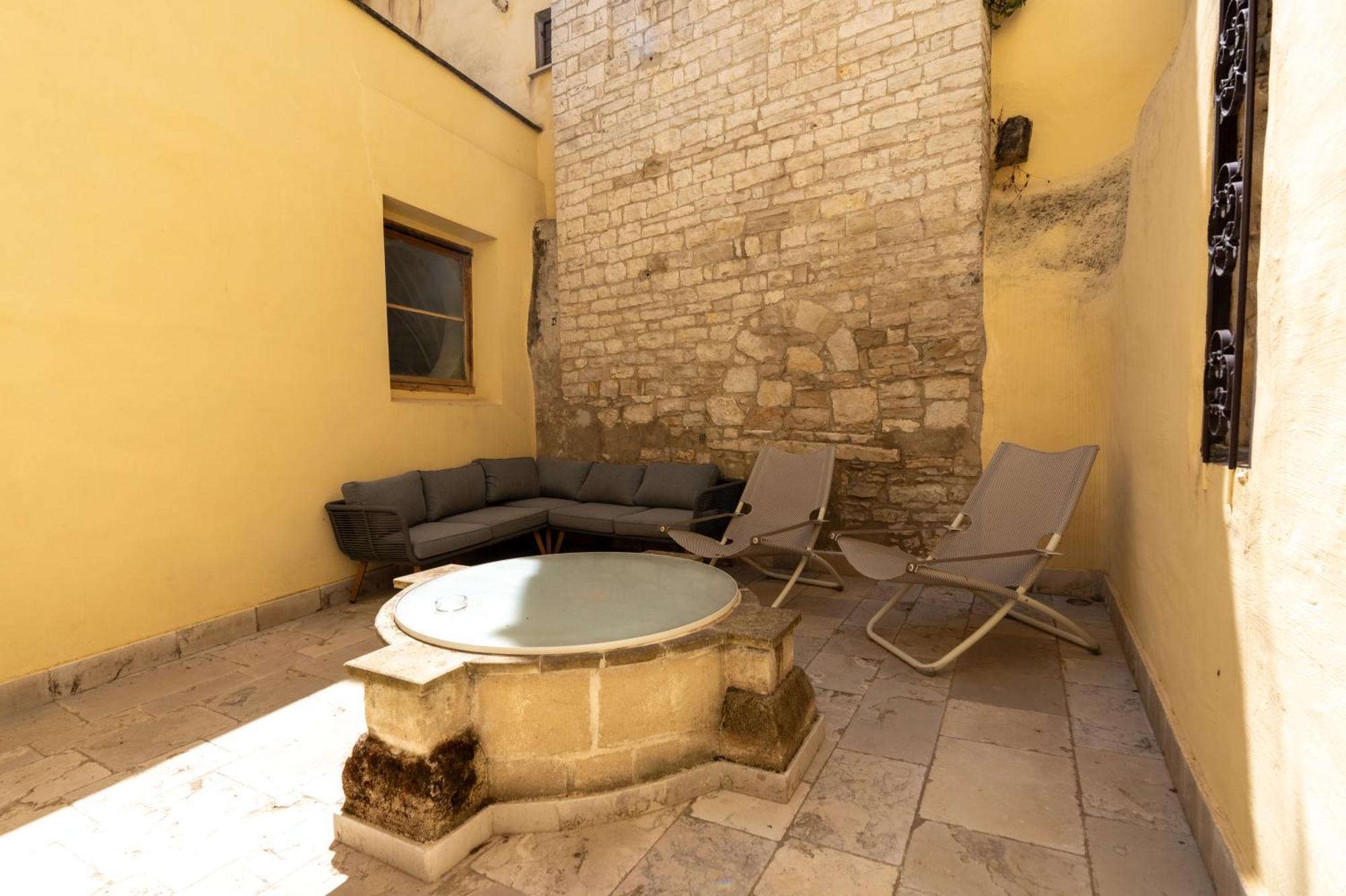B&B Palazzo Vittoria บิสเชลเย ภายนอก รูปภาพ