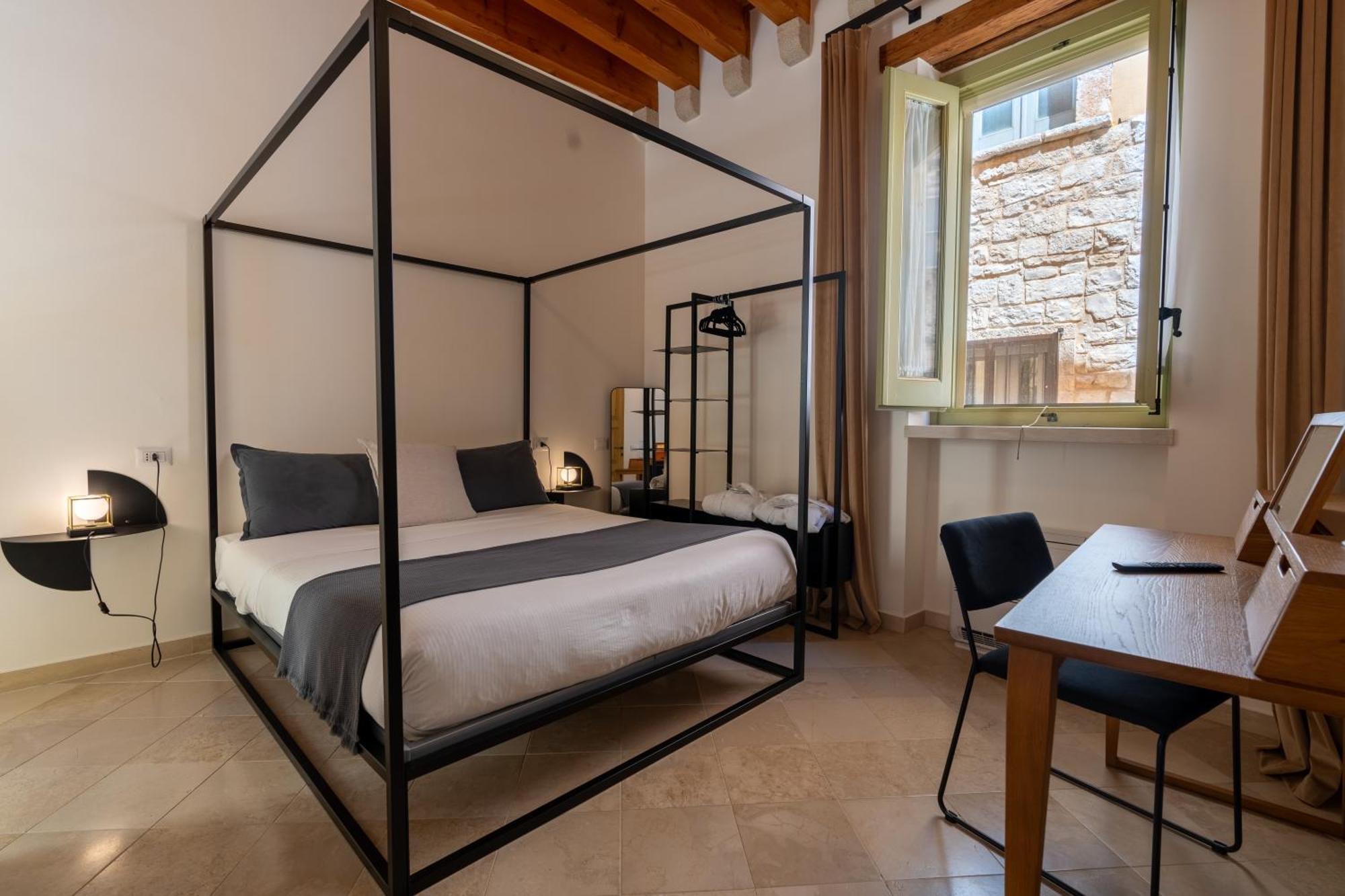 B&B Palazzo Vittoria บิสเชลเย ภายนอก รูปภาพ